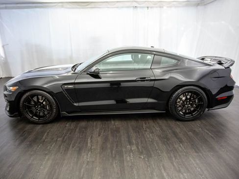 Used 2020 Ford Mustang Shelby GT350 w/ Technology Package image 7