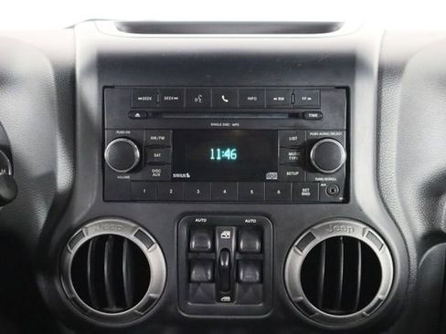 Used 2011 Jeep Wrangler Unlimited Sport image 27