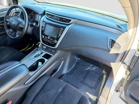 Used 2020 Nissan Murano SV image 13