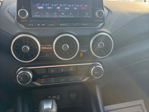 Used 2022 Nissan Sentra SV w/ Trunk Package image 10