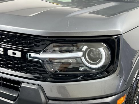 Used 2025 Ford Bronco Sport Outer Banks image 11