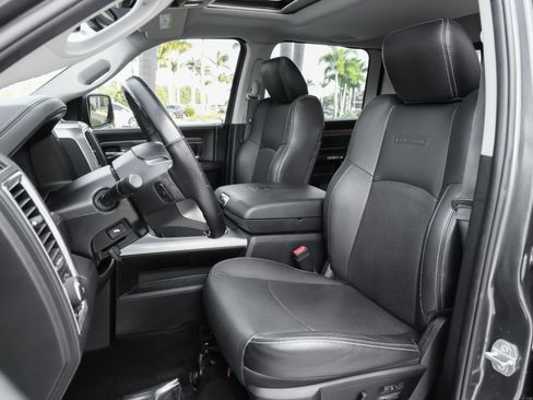 Used 2016 RAM 1500 Laramie w/ Convenience Group AWD/4WD image 7