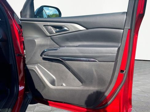 Used 2026 Chevrolet Traverse LT w/ LPO, Floor Liner Package FWD image 30