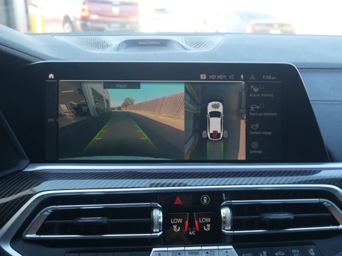 Used 2023 BMW X6 M50i w/ Executive Package image 28