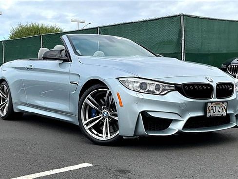 Used 2015 BMW M4 Convertible image 11