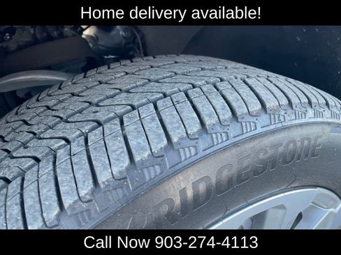 Used 2024 GMC Yukon XL Denali image 29