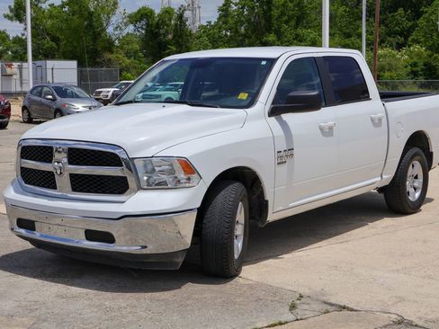Used 2021 RAM 1500 Classic SLT RWD image 22