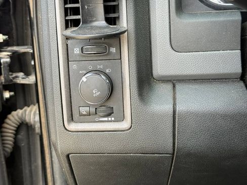 Used 2014 RAM 1500 Express w/ Black Ram 1500 Express Group AWD/4WD image 19