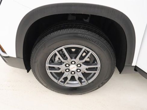 Certified 2025 GMC Acadia Elevation image 6