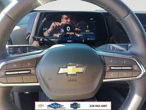 Used 2025 Chevrolet Equinox LT w/ Convenience Package II AWD/4WD image 13