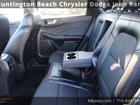 Used 2025 Ford Escape ST-Line image 32