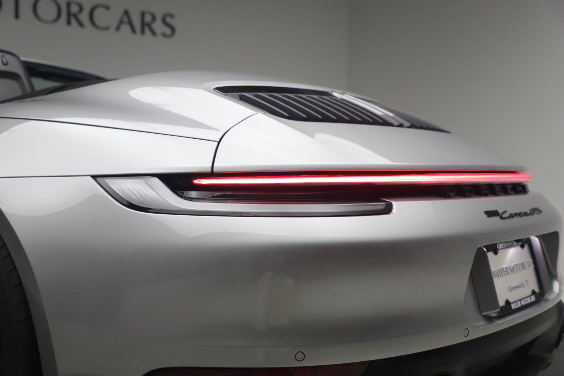 Used 2024 Porsche 911 Carrera GTS RWD image 36