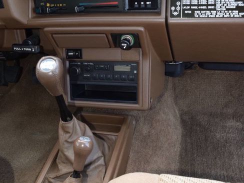 Used 1988 Toyota Pickup SR5 image 42