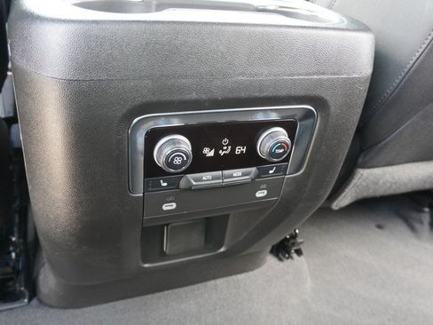 Used 2024 Chevrolet Suburban RST w/ Luxury Package AWD/4WD image 31