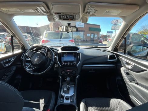 Used 2021 Subaru Forester Premium image 17