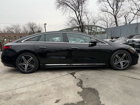 Used 2023 Mercedes-Benz EQS 580 4MATIC Sedan image 5