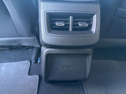 New 2026 Chevrolet Equinox EV LT image 29