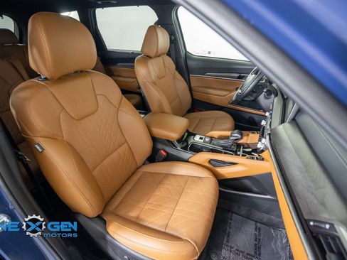 Used 2025 Kia Telluride EX X-Line AWD/4WD image 44