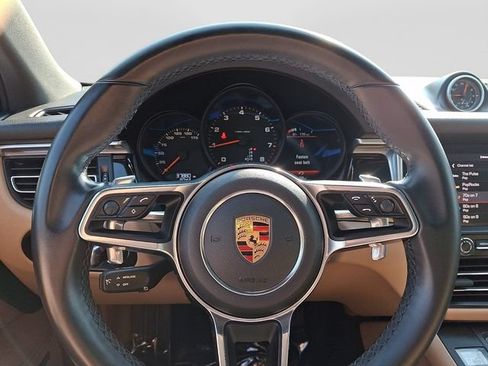 Used 2019 Porsche Macan AWD/4WD image 22