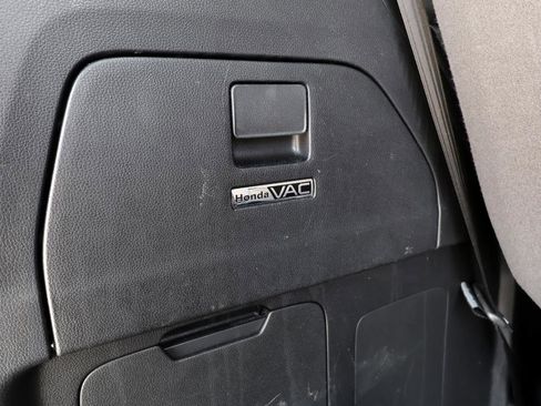Used 2018 Honda Odyssey Elite image 31