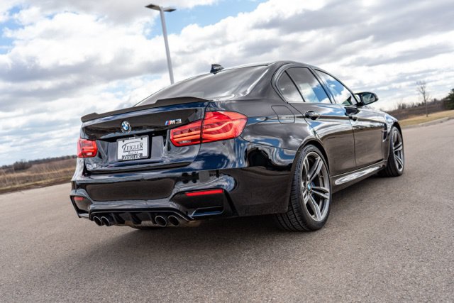 Used 2018 BMW M3 RWD image 7