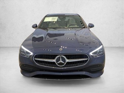 Used 2025 Mercedes-Benz C 300 4MATIC Sedan image 5