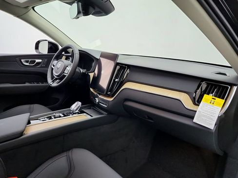 New 2026 Volvo XC60 B5 Plus w/ Protection Package Premier AWD/4WD image 17