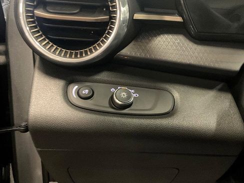 New 2026 Chevrolet Trax ACTIV w/ Driver Confidence Package image 21