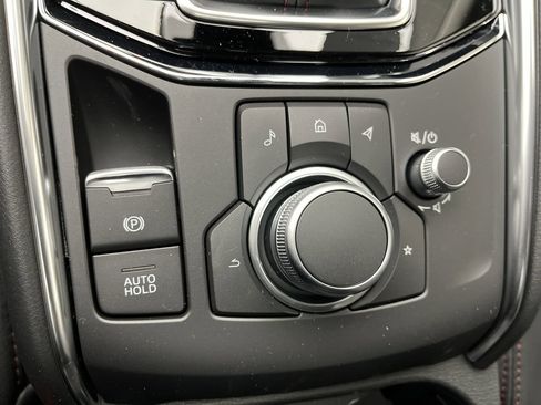 Certified 2025 MAZDA CX-5 Carbon Edition image 17