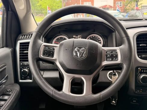 Used 2024 RAM 1500 Classic SLT AWD/4WD image 18