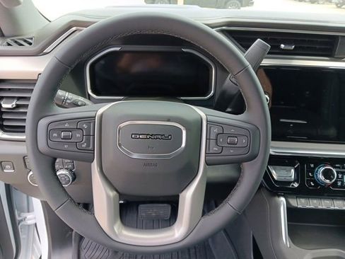 New 2026 GMC Sierra 3500 Denali w/ Denali Reserve Package AWD/4WD image 9