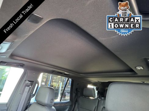 Used 2022 Chevrolet Tahoe Z71 w/ Luxury Package AWD/4WD image 8