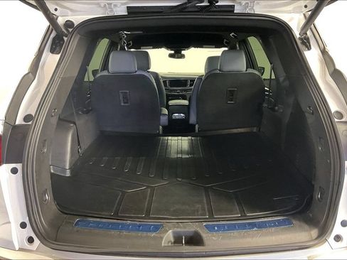Certified 2024 Buick Enclave Essence FWD image 27
