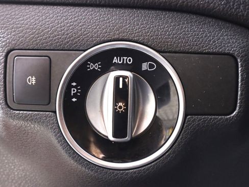 Used 2019 Mercedes-Benz CLA 250 image 10