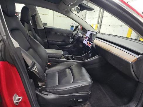 Used 2018 Tesla Model 3 Long Range image 21