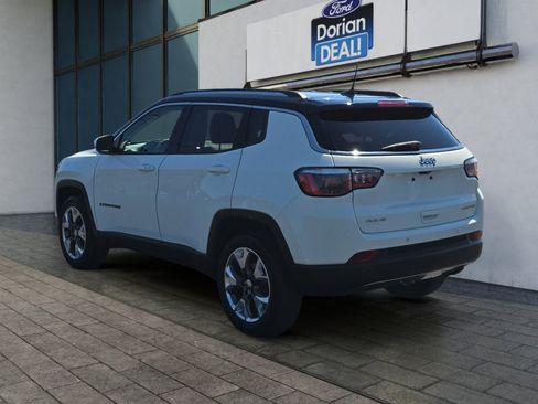 Used 2019 Jeep Compass Limited w/ Safety & Security Group AWD/4WD image 5