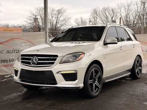 Used 2014 Mercedes-Benz ML 63 AMG 4MATIC image 3
