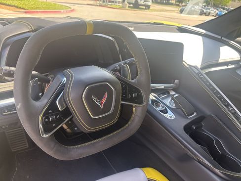 Used 2021 Chevrolet Corvette Stingray Premium Cpe w/ 3LT image 6