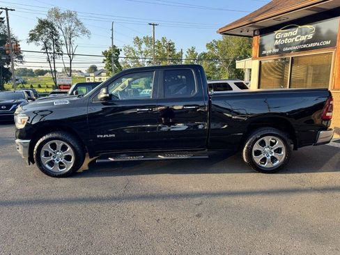 Used 2019 RAM 1500 Big Horn AWD/4WD image 2