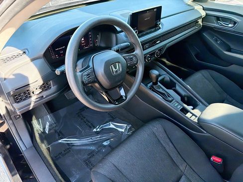 Used 2024 Honda Accord EX image 23