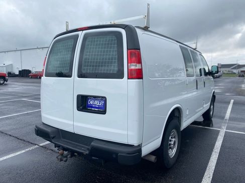 Used 2023 GMC Savana 2500 w/ Driver Convenience Package RWD image 7