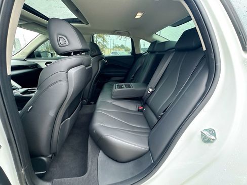 Used 2023 Acura TLX image 30