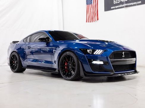 Used 2022 Ford Mustang Shelby GT500 w/ Carbon Fiber Track Pack image 15
