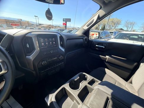Used 2021 Chevrolet Silverado 1500 Custom Trail Boss w/ Safety Confidence Package AWD/4WD image 19