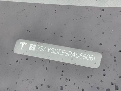 Used 2023 Tesla Model Y Long Range image 4