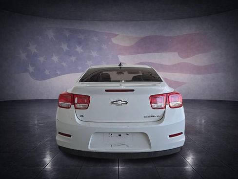 Used 2015 Chevrolet Malibu LS image 4