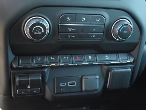 New 2026 Chevrolet Silverado 2500 Custom w/ Custom Value Package image 31