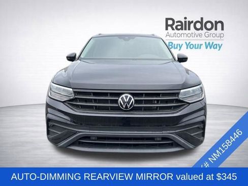 Used 2022 Volkswagen Tiguan SE image 2