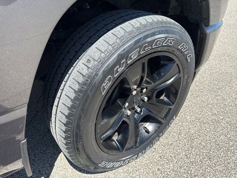 Used 2023 RAM 1500 Big Horn AWD/4WD image 44