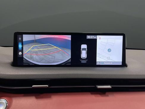 Used 2025 Genesis GV70 3.5T Sport image 11